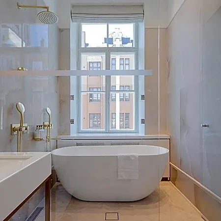 The Maria Hotel 5*